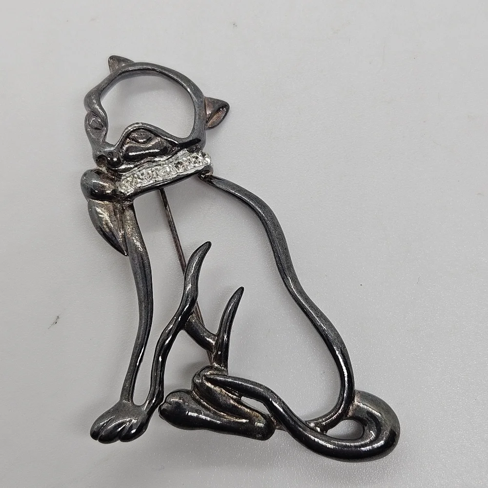 vintage Tara 5th Ave gunmetal cat outline brooch with rhinestone collar signed